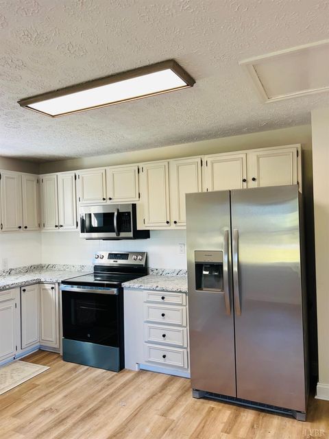 Tiny photo for 3124 Campbell Ave. Ave, Lynchburg, VA 24501 (MLS # 362347)