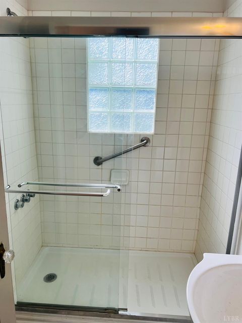 Tiny photo for 3124 Campbell Ave. Ave, Lynchburg, VA 24501 (MLS # 362347)
