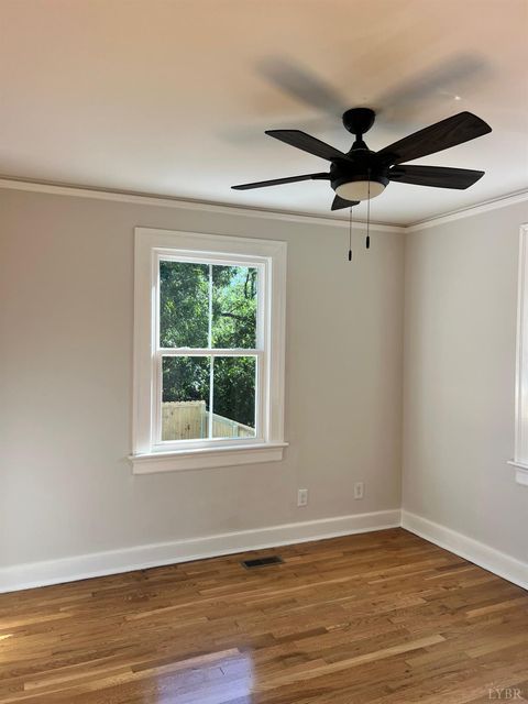 Tiny photo for 3124 Campbell Ave. Ave, Lynchburg, VA 24501 (MLS # 362347)