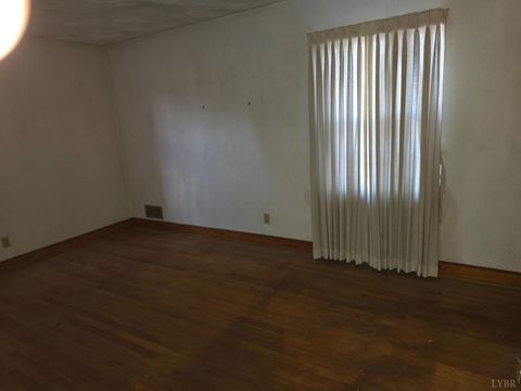 Tiny photo for 15917 Moneta Road, Moneta, VA 24121 (MLS # 363305)