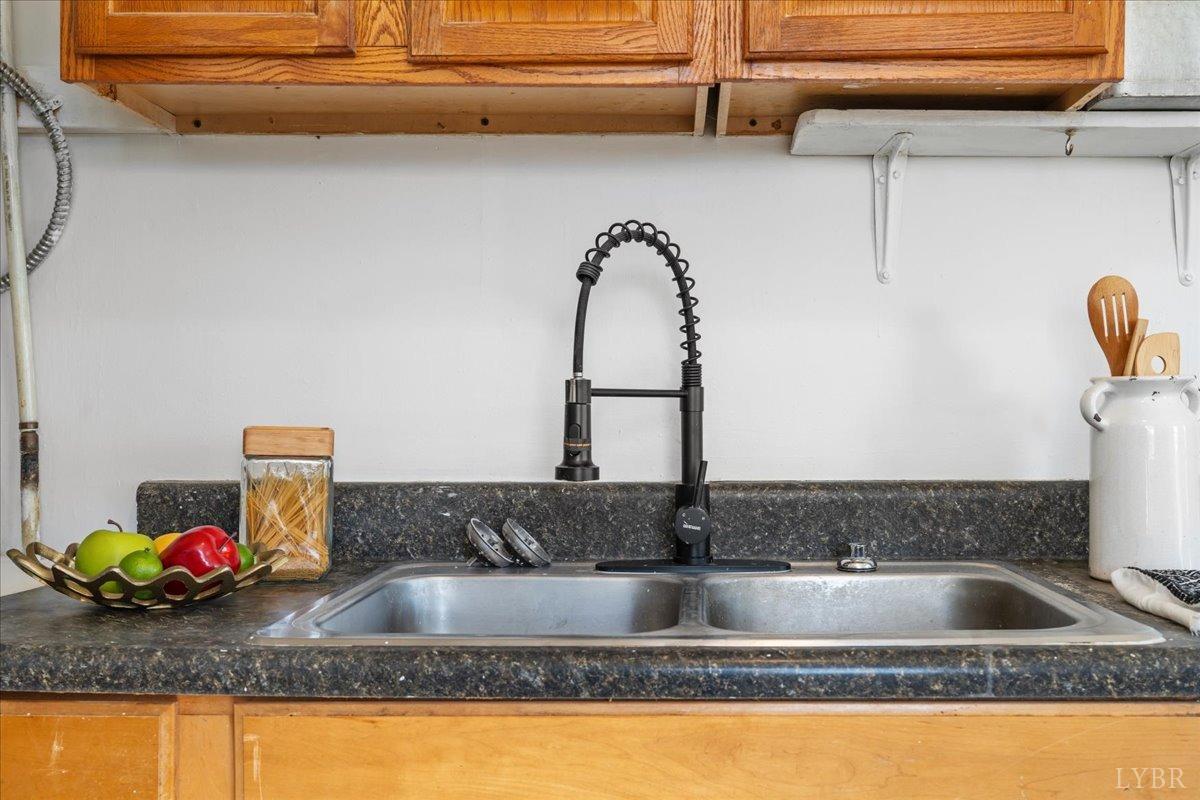 1209 15th Street, Lynchburg, Virginia image 6