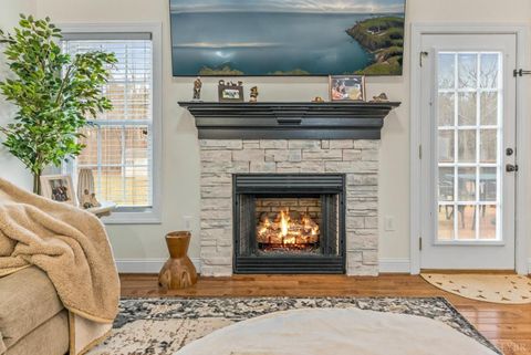 Tiny photo for 217 Sunset Ridge Drive, Concord, VA 24538 (MLS # 364673)