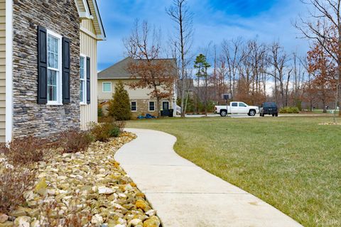Tiny photo for 217 Sunset Ridge Drive, Concord, VA 24538 (MLS # 364673)