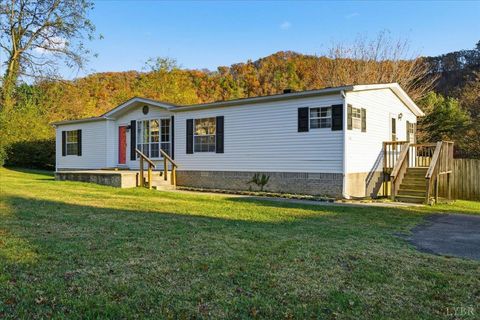 Tiny photo for 108 Weaver Dr Dr, Elliston, VA 24087 (MLS # 362954)