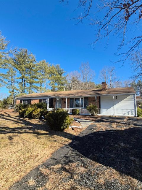 Photo of 123 Elmwood Lane, Rustburg, VA 24588 (MLS # 364376)