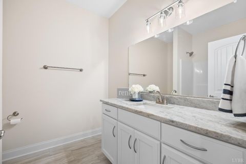 Tiny photo for 174 Villa Oak Circle, Bedford, VA 24523 (MLS # 364267)