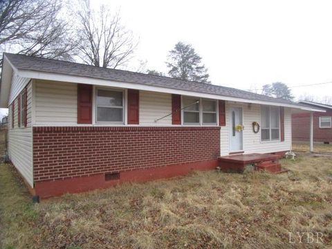 Tiny photo for 902 Ainsley Street, Martinsville, VA 24112 (MLS # 364347)