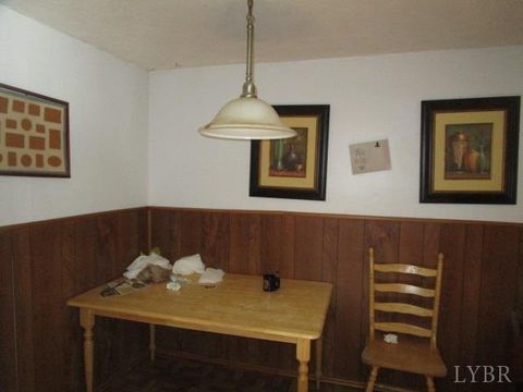 Tiny photo for 902 Ainsley Street, Martinsville, VA 24112 (MLS # 364347)