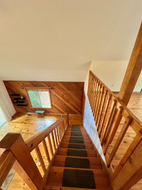 Tiny photo for 553 Gun Mountain Dr Dr, Monroe, VA 24574 (MLS # 362409)