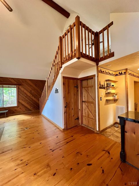 Tiny photo for 553 Gun Mountain Dr Dr, Monroe, VA 24574 (MLS # 362409)