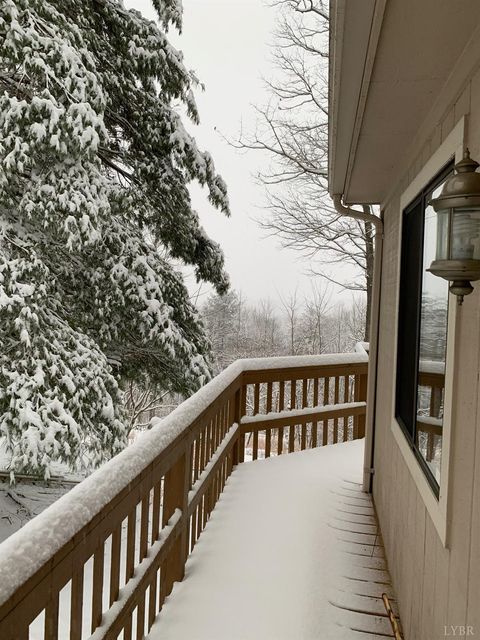 Tiny photo for 553 Gun Mountain Dr Dr, Monroe, VA 24574 (MLS # 362409)