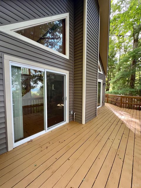 Tiny photo for 553 Gun Mountain Dr Dr, Monroe, VA 24574 (MLS # 362409)