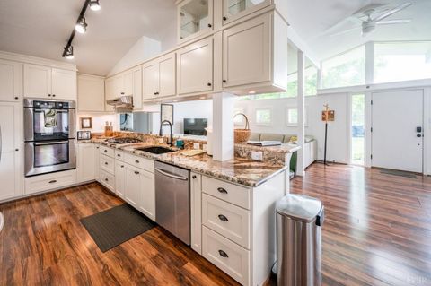 Tiny photo for 523 Elmwood Avenue, Lynchburg, VA 24503 (MLS # 366613)