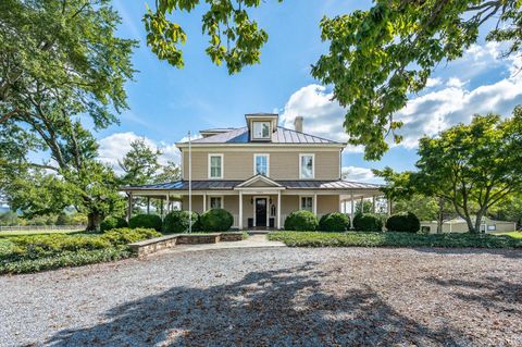 Photo of 14431 Wyatts Way, Huddleston, VA 24104 (MLS # 362350) Photo of 14431 Wyatts Way, Huddleston, VA 24104 (MLS # 362350)