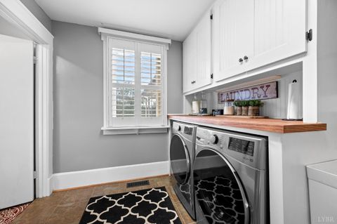 Tiny photo for 14431 Wyatts Way, Huddleston, VA 24104 (MLS # 362350)