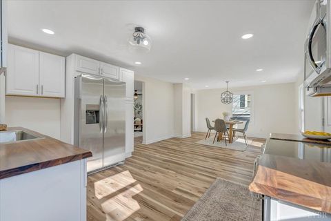 Tiny photo for 2326 Cobbs Street, Lynchburg, VA 24501 (MLS # 363301)