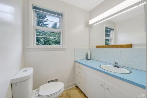 Tiny photo for 155 Laxton Road, Lynchburg, VA 24502 (MLS # 363484)