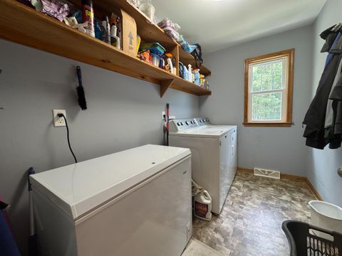 Tiny photo for 166 Dutch Lane, Appomattox, VA 24522 (MLS # 360061)