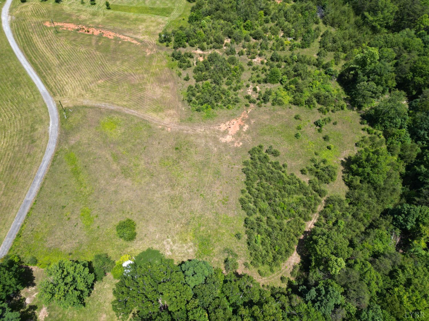 Castle Craig Drive, Evington, Virginia image 9