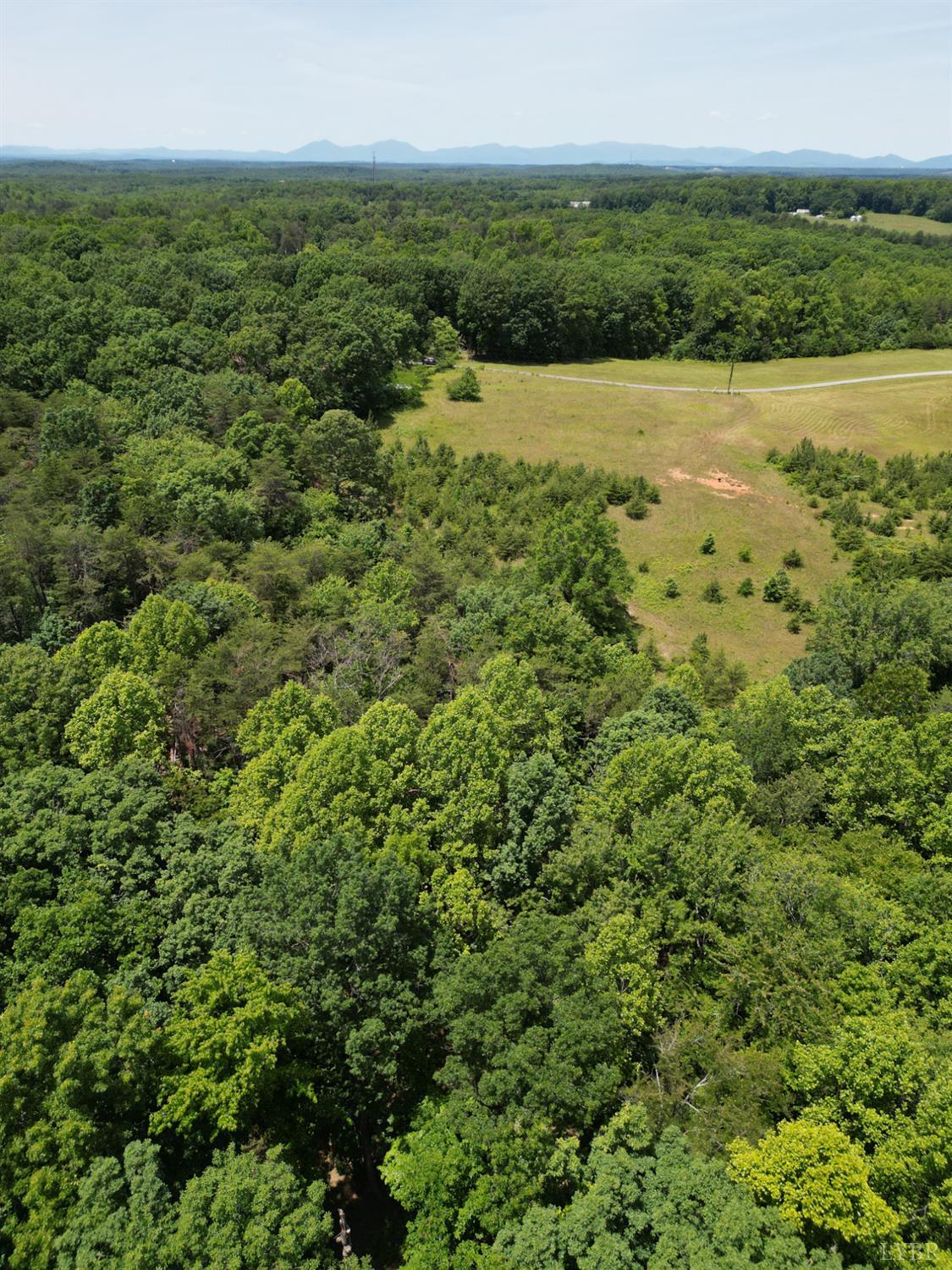 Castle Craig Drive, Evington, Virginia image 5