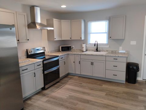 Tiny photo for 3941 PROMISE LAND RD Rd, Appomattox, VA 24522 (MLS # 364461)