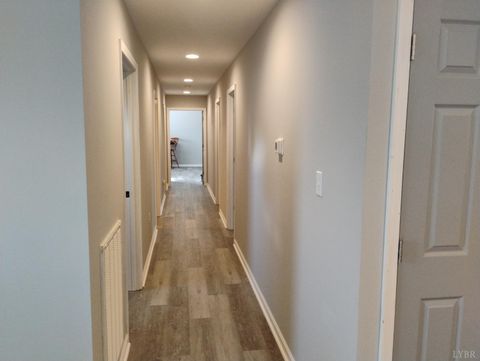 Tiny photo for 3941 PROMISE LAND RD Rd, Appomattox, VA 24522 (MLS # 364461)