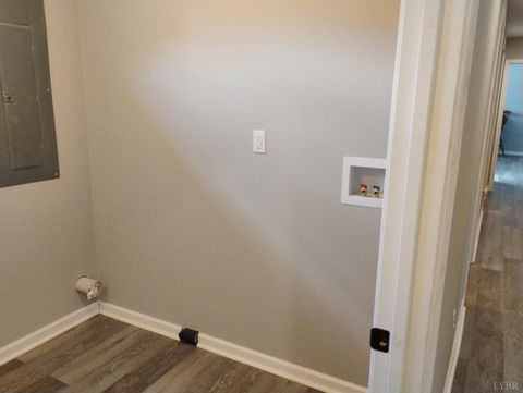 Tiny photo for 3941 PROMISE LAND RD Rd, Appomattox, VA 24522 (MLS # 364461)