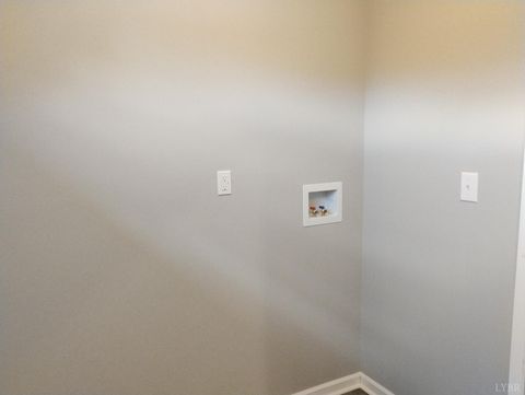 Tiny photo for 3941 PROMISE LAND RD Rd, Appomattox, VA 24522 (MLS # 364461)