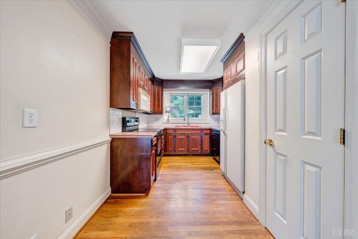 414 Strawberry Banks Drive, Moneta, Virginia image 22