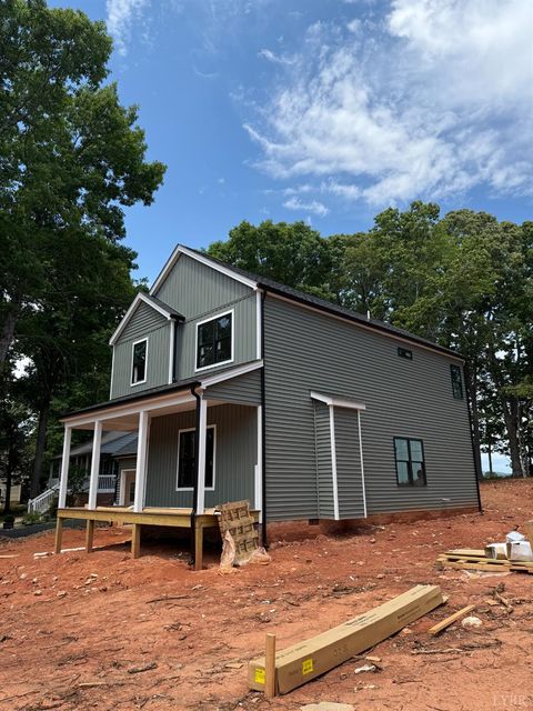 Tiny photo for 1033 Ivy Woods Drive, Forest, VA 24551 (MLS # 366699)