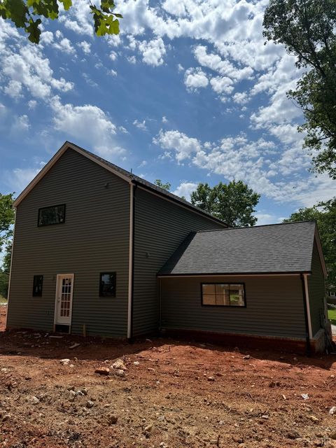 Tiny photo for 1033 Ivy Woods Drive, Forest, VA 24551 (MLS # 366699)