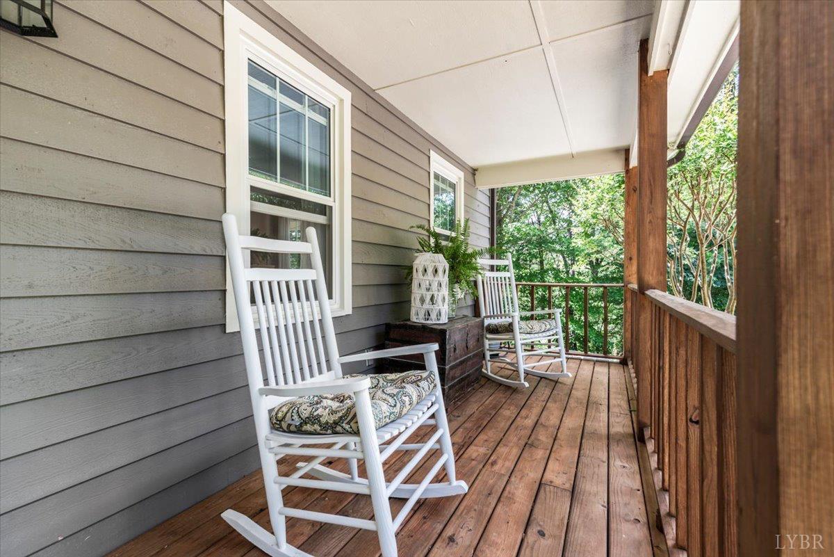 261 Carrington Ln Ln, Roseland, Virginia image 7