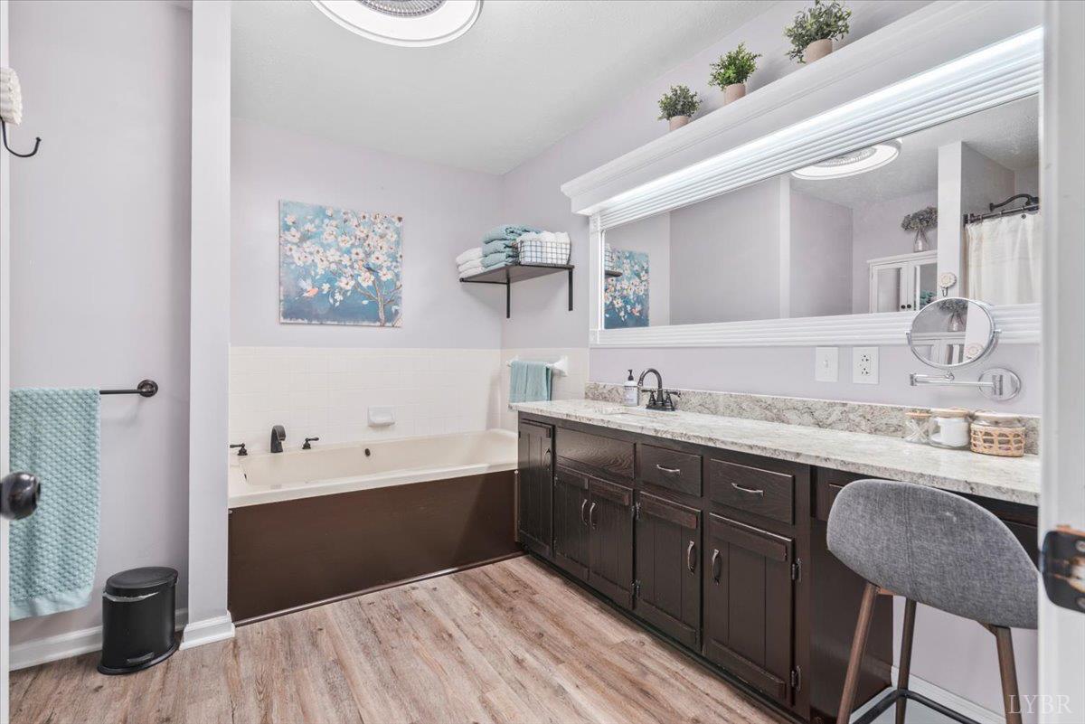 261 Carrington Ln Ln, Roseland, Virginia image 32