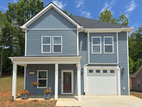 Photo of 45 Patrick Ct, Madison Heights, VA 24572 (MLS # 366310)