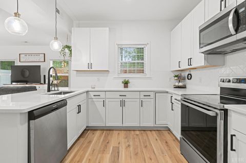 Tiny photo for 45 Patrick Ct, Madison Heights, VA 24572 (MLS # 366310)