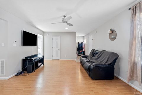 Tiny photo for 133 Willard Way, Lynchburg, VA 24502 (MLS # 366430)