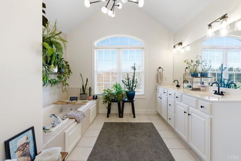 Tiny photo for 113 Beacon Hill Place, Lynchburg, VA 24503 (MLS # 364910)