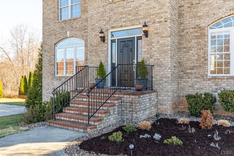 Tiny photo for 113 Beacon Hill Place, Lynchburg, VA 24503 (MLS # 364910)