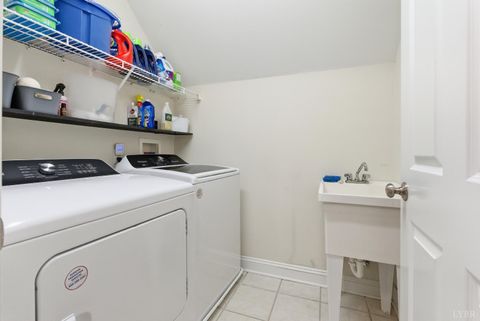 Tiny photo for 113 Beacon Hill Place, Lynchburg, VA 24503 (MLS # 364910)