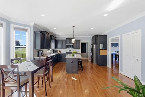 Tiny photo for 113 Beacon Hill Place, Lynchburg, VA 24503 (MLS # 364910)