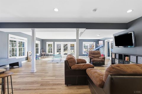 Tiny photo for 113 Beacon Hill Place, Lynchburg, VA 24503 (MLS # 364910)