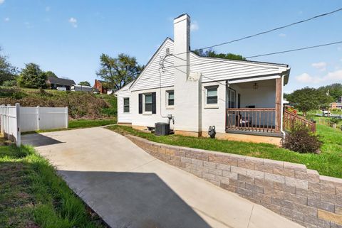 Tiny photo for 1311 Fort Manor Drive, Lynchburg, VA 24502 (MLS # 365749)