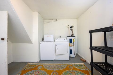 Tiny photo for 1011 Polk Street, Lynchburg, VA 24504 (MLS # 365068)