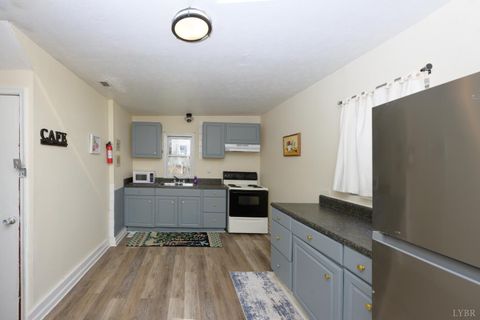 Tiny photo for 1011 Polk Street, Lynchburg, VA 24504 (MLS # 365068)