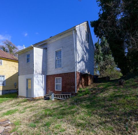 Tiny photo for 1011 Polk Street, Lynchburg, VA 24504 (MLS # 365068)