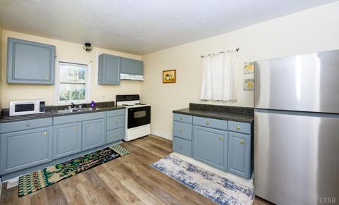 Tiny photo for 1011 Polk Street, Lynchburg, VA 24504 (MLS # 365068)