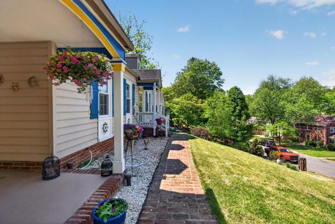 Tiny photo for 216 Kensington Avenue, Lynchburg, VA 24503 (MLS # 366309)