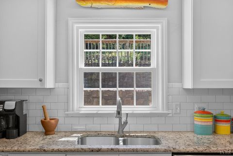 Tiny photo for 216 Kensington Avenue, Lynchburg, VA 24503 (MLS # 366309)