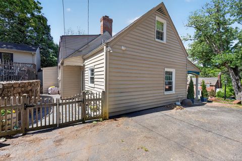 Tiny photo for 216 Kensington Avenue, Lynchburg, VA 24503 (MLS # 366309)