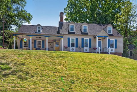Tiny photo for 216 Kensington Avenue, Lynchburg, VA 24503 (MLS # 366309)